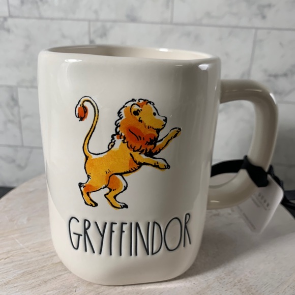 - Sealed NWT - Rae Dunn Harry Potter Mug Gryffindor - Picture 2 of 5